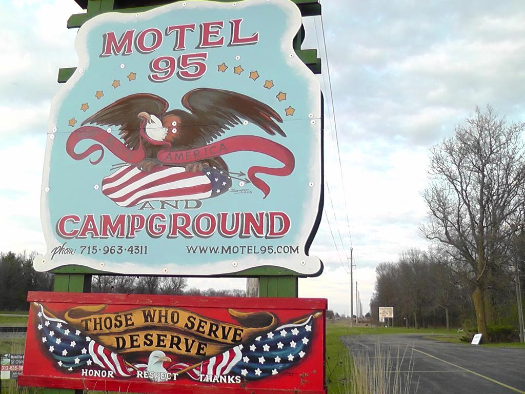 Motel 95 & Campground Hixton Экстерьер фото